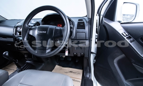 ซื้อ รถมือสอง Isuzu D-Max ขาว รถยนต์ ใน %{เมือง} ใน กรุงเทพมหานคร ซื้อ รถมือสอง Isuzu D-Max ขาว รถยนต์ ใน %{เมือง} ใน กรุงเทพมหานคร