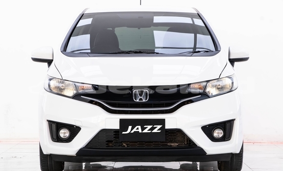 Buy Used Honda Jazz White Car in Bangkok in Bangkok Buy Used Honda Jazz White Car in Bangkok in Bangkok