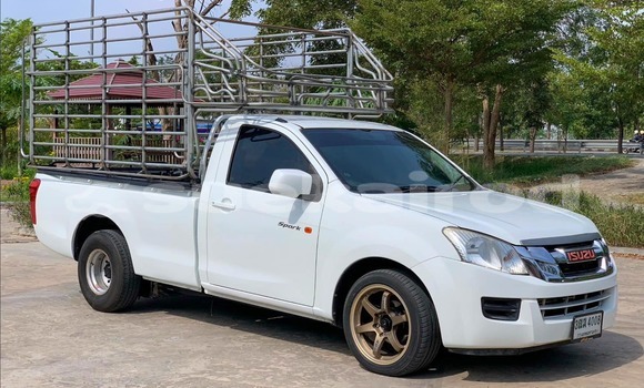ซื้อ รถมือสอง Isuzu D-Max ขาว รถยนต์ ใน %{เมือง} ใน กรุงเทพมหานคร ซื้อ รถมือสอง Isuzu D-Max ขาว รถยนต์ ใน %{เมือง} ใน กรุงเทพมหานคร
