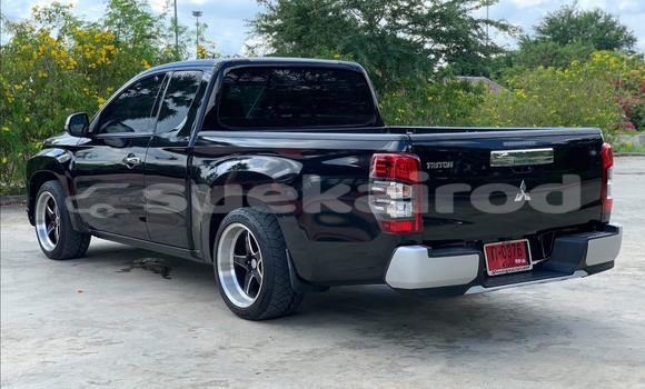 ซื้อ รถมือสอง Mitsubishi Triton สีดำ รถยนต์ ใน %{เมือง} ใน กรุงเทพมหานคร ซื้อ รถมือสอง Mitsubishi Triton สีดำ รถยนต์ ใน %{เมือง} ใน กรุงเทพมหานคร