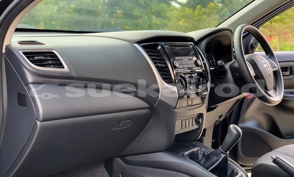 ซื้อ รถมือสอง Mitsubishi Triton สีดำ รถยนต์ ใน %{เมือง} ใน กรุงเทพมหานคร ซื้อ รถมือสอง Mitsubishi Triton สีดำ รถยนต์ ใน %{เมือง} ใน กรุงเทพมหานคร