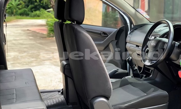 ซื้อ รถมือสอง Isuzu D-Max ขาว รถยนต์ ใน %{เมือง} ใน กรุงเทพมหานคร ซื้อ รถมือสอง Isuzu D-Max ขาว รถยนต์ ใน %{เมือง} ใน กรุงเทพมหานคร