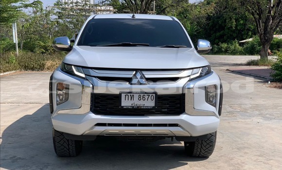 ซื้อ รถมือสอง Mitsubishi Triton ขาว รถยนต์ ใน %{เมือง} ใน กรุงเทพมหานคร ซื้อ รถมือสอง Mitsubishi Triton ขาว รถยนต์ ใน %{เมือง} ใน กรุงเทพมหานคร