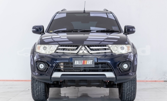 Buy Used Mitsubishi Pajero Blue Car in Bangkok in Bangkok Buy Used Mitsubishi Pajero Blue Car in Bangkok in Bangkok
