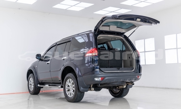 Buy Used Mitsubishi Pajero Blue Car in Bangkok in Bangkok Buy Used Mitsubishi Pajero Blue Car in Bangkok in Bangkok