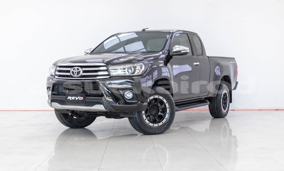 ซื้อ รถมือสอง Toyota Hiluxe Revo อื่น ๆ รถยนต์ ใน %{เมือง} ใน กรุงเทพมหานคร