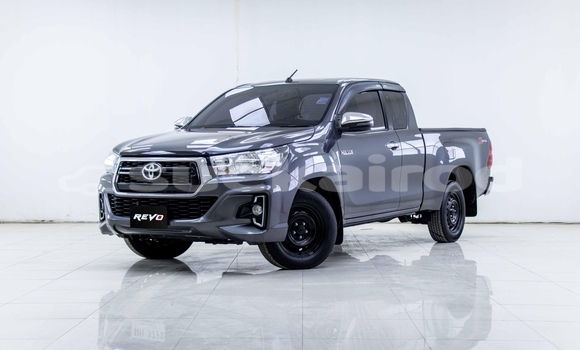 ซื้อ รถมือสอง Toyota Hiluxe Revo อื่น ๆ รถยนต์ ใน %{เมือง} ใน กรุงเทพมหานคร