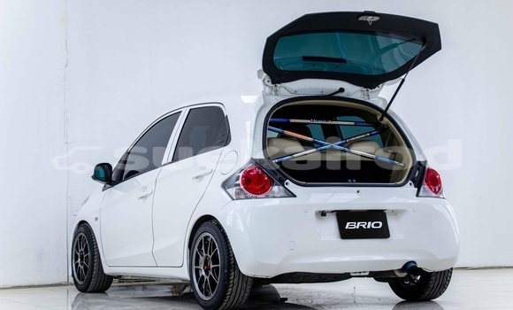 ซื้อ รถมือสอง Honda Brio ขาว รถยนต์ ใน %{เมือง} ใน กรุงเทพมหานคร ซื้อ รถมือสอง Honda Brio ขาว รถยนต์ ใน %{เมือง} ใน กรุงเทพมหานคร