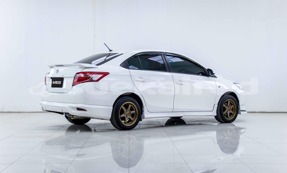 ซื้อ รถมือสอง Toyota Vios ขาว รถยนต์ ใน %{เมือง} ใน กรุงเทพมหานคร ซื้อ รถมือสอง Toyota Vios ขาว รถยนต์ ใน %{เมือง} ใน กรุงเทพมหานคร