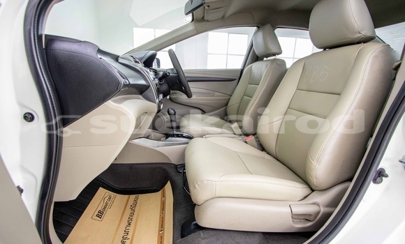 ซื้อ รถมือสอง Honda City ขาว รถยนต์ ใน %{เมือง} ใน กรุงเทพมหานคร ซื้อ รถมือสอง Honda City ขาว รถยนต์ ใน %{เมือง} ใน กรุงเทพมหานคร