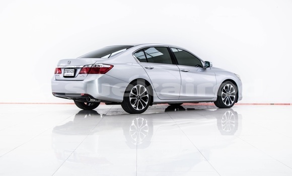Buy Used Honda Accord Other Car in Bangkok in Bangkok Buy Used Honda Accord Other Car in Bangkok in Bangkok