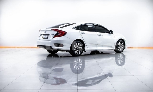 Buy Used Honda Civic White Car in Bangkok in Bangkok Buy Used Honda Civic White Car in Bangkok in Bangkok