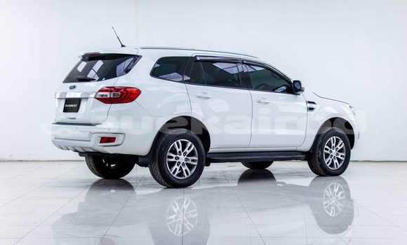 ซื้อ รถมือสอง Ford Everest ขาว รถยนต์ ใน %{เมือง} ใน กรุงเทพมหานคร ซื้อ รถมือสอง Ford Everest ขาว รถยนต์ ใน %{เมือง} ใน กรุงเทพมหานคร