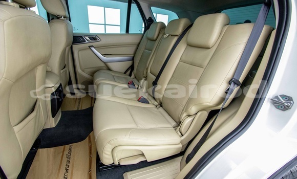 ซื้อ รถมือสอง Ford Everest ขาว รถยนต์ ใน %{เมือง} ใน กรุงเทพมหานคร ซื้อ รถมือสอง Ford Everest ขาว รถยนต์ ใน %{เมือง} ใน กรุงเทพมหานคร