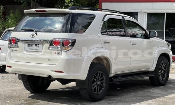 ซื้อ รถมือสอง Toyota Fortuner ขาว รถยนต์ ใน %{เมือง} ใน กรุงเทพมหานคร ซื้อ รถมือสอง Toyota Fortuner ขาว รถยนต์ ใน %{เมือง} ใน กรุงเทพมหานคร