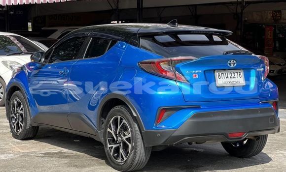Buy Used Toyota C-HR Blue Car in Bangkok in Bangkok Buy Used Toyota C-HR Blue Car in Bangkok in Bangkok