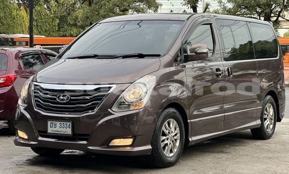 Buy Used Hyundai H1 Brown Car in Bangkok in Bangkok