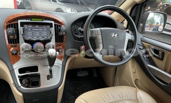 ซื้อ รถมือสอง Hyundai H1 สีน้ำตาล รถยนต์ ใน %{เมือง} ใน กรุงเทพมหานคร ซื้อ รถมือสอง Hyundai H1 สีน้ำตาล รถยนต์ ใน %{เมือง} ใน กรุงเทพมหานคร