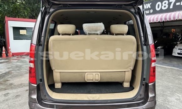 ซื้อ รถมือสอง Hyundai H1 สีน้ำตาล รถยนต์ ใน %{เมือง} ใน กรุงเทพมหานคร ซื้อ รถมือสอง Hyundai H1 สีน้ำตาล รถยนต์ ใน %{เมือง} ใน กรุงเทพมหานคร