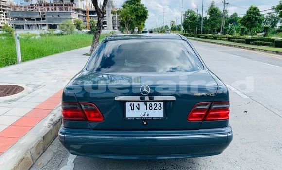 ซื้อ รถมือสอง Mercedes-Benz E-Classe อื่น ๆ รถยนต์ ใน %{เมือง} ใน กรุงเทพมหานคร ซื้อ รถมือสอง Mercedes-Benz E-Classe อื่น ๆ รถยนต์ ใน %{เมือง} ใน กรุงเทพมหานคร