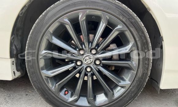 Buy Used Toyota Prius White Car in Bangkok in Bangkok Buy Used Toyota Prius White Car in Bangkok in Bangkok