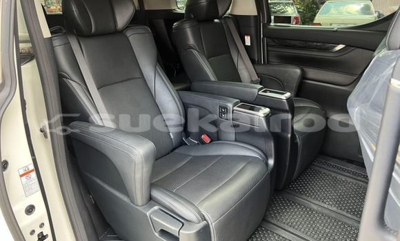 Buy Used Toyota Alphard White Car in Bangkok in Bangkok Buy Used Toyota Alphard White Car in Bangkok in Bangkok