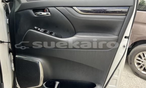 Buy Used Toyota Alphard White Car in Bangkok in Bangkok Buy Used Toyota Alphard White Car in Bangkok in Bangkok