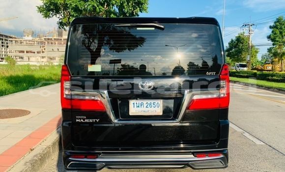 Buy Used Toyota Crown Majesta Black Car in Bangkok in Bangkok Buy Used Toyota Crown Majesta Black Car in Bangkok in Bangkok