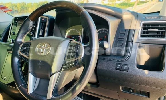 Buy Used Toyota Crown Majesta Black Car in Bangkok in Bangkok Buy Used Toyota Crown Majesta Black Car in Bangkok in Bangkok