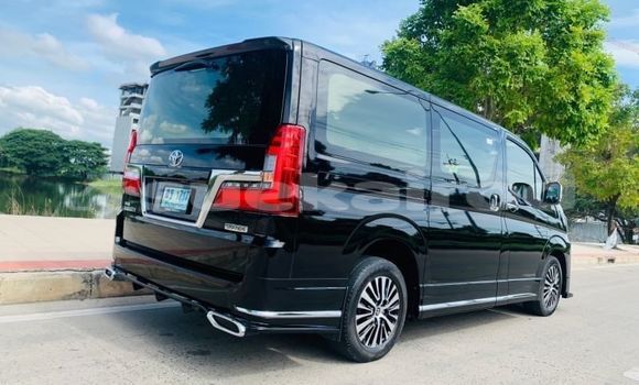 Buy Used Toyota Crown Majesta Black Car in Bangkok in Bangkok Buy Used Toyota Crown Majesta Black Car in Bangkok in Bangkok