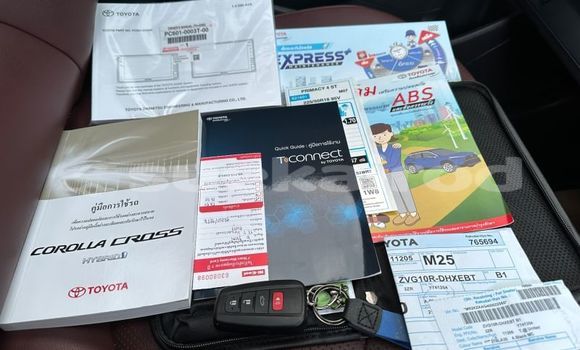 ซื้อ รถมือสอง Toyota Corolla Cross สีดำ รถยนต์ ใน %{เมือง} ใน กรุงเทพมหานคร ซื้อ รถมือสอง Toyota Corolla Cross สีดำ รถยนต์ ใน %{เมือง} ใน กรุงเทพมหานคร