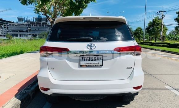 Buy Used Toyota Fortuner White Car in Bangkok in Bangkok Buy Used Toyota Fortuner White Car in Bangkok in Bangkok