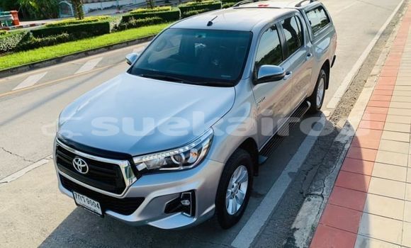 ซื้อ รถมือสอง Toyota Hiluxe Revo อื่น ๆ รถยนต์ ใน %{เมือง} ใน กรุงเทพมหานคร