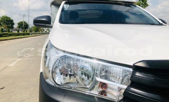 Buy Used Toyota Hiluxe Revo White Car in Bangkok in Bangkok Buy Used Toyota Hiluxe Revo White Car in Bangkok in Bangkok