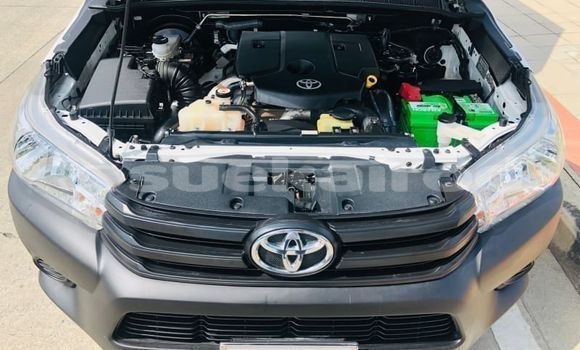 Buy Used Toyota Hiluxe Revo White Car in Bangkok in Bangkok Buy Used Toyota Hiluxe Revo White Car in Bangkok in Bangkok