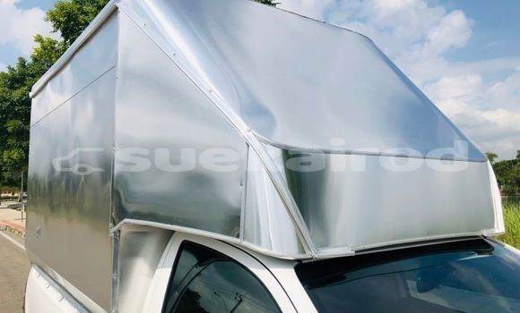 Buy Used Toyota Hiluxe Revo White Car in Bangkok in Bangkok Buy Used Toyota Hiluxe Revo White Car in Bangkok in Bangkok