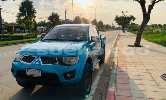 Buy Used Mitsubishi Triton Blue Car in Bangkok in Bangkok Buy Used Mitsubishi Triton Blue Car in Bangkok in Bangkok