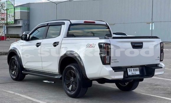 Buy Used Isuzu D-Max White Car in Bangkok in Bangkok Buy Used Isuzu D-Max White Car in Bangkok in Bangkok