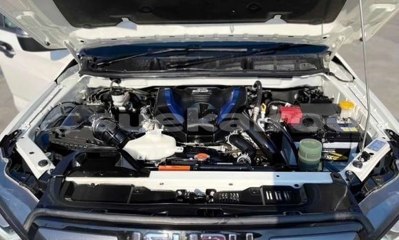 Buy Used Isuzu D-Max White Car in Bangkok in Bangkok Buy Used Isuzu D-Max White Car in Bangkok in Bangkok