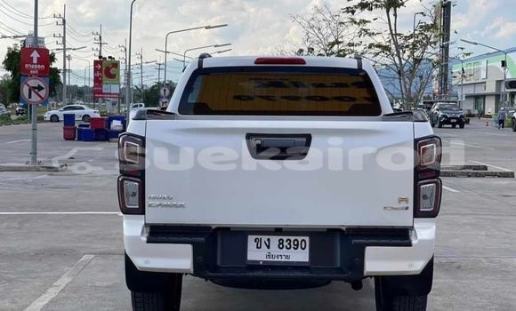 Buy Used Isuzu D-Max White Car in Bangkok in Bangkok Buy Used Isuzu D-Max White Car in Bangkok in Bangkok
