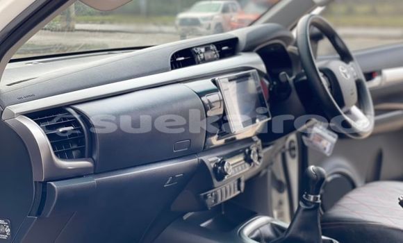 Buy Used Toyota Hiluxe Revo White Car in Bangkok in Bangkok Buy Used Toyota Hiluxe Revo White Car in Bangkok in Bangkok