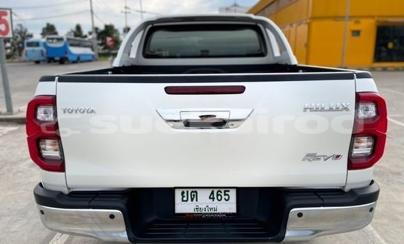 Buy Used Toyota Hiluxe Revo White Car in Bangkok in Bangkok Buy Used Toyota Hiluxe Revo White Car in Bangkok in Bangkok