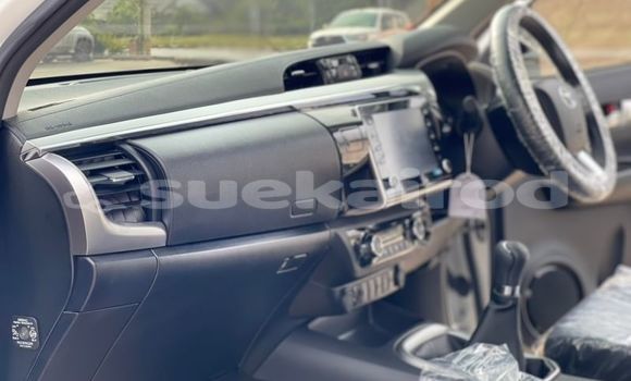 Buy Used Toyota Hiluxe Revo White Car in Bangkok in Bangkok Buy Used Toyota Hiluxe Revo White Car in Bangkok in Bangkok