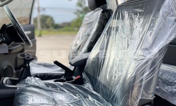 Buy Used Toyota Hiluxe Revo White Car in Bangkok in Bangkok Buy Used Toyota Hiluxe Revo White Car in Bangkok in Bangkok