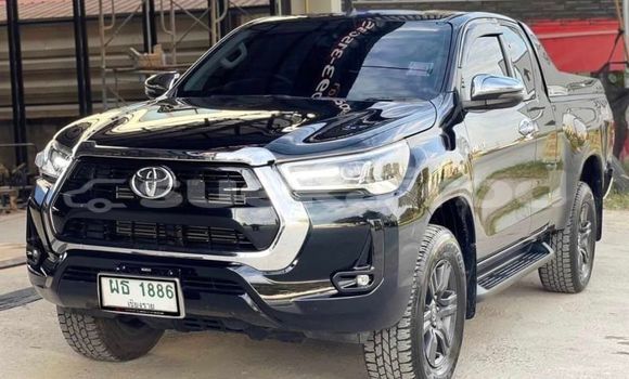 ซื้อ รถมือสอง Toyota Hiluxe Revo สีดำ รถยนต์ ใน %{เมือง} ใน กรุงเทพมหานคร