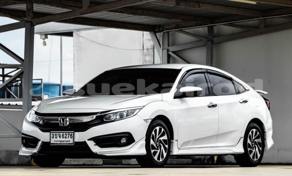 ซื้อ รถมือสอง Honda Civic ขาว รถยนต์ ใน %{เมือง} ใน กรุงเทพมหานคร