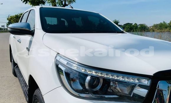 Buy Used Toyota Hiluxe Revo White Car in Bangkok in Bangkok Buy Used Toyota Hiluxe Revo White Car in Bangkok in Bangkok