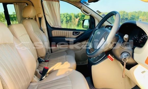 Buy Used Hyundai H1 Silver Car in Bangkok in Bangkok Buy Used Hyundai H1 Silver Car in Bangkok in Bangkok