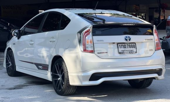 Buy Used Toyota Prius White Car in Bangkok in Bangkok Buy Used Toyota Prius White Car in Bangkok in Bangkok