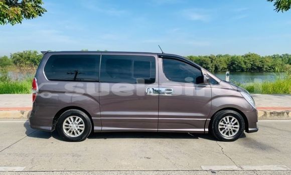 Buy Used Hyundai H1 Other Car in Bangkok in Bangkok Buy Used Hyundai H1 Other Car in Bangkok in Bangkok